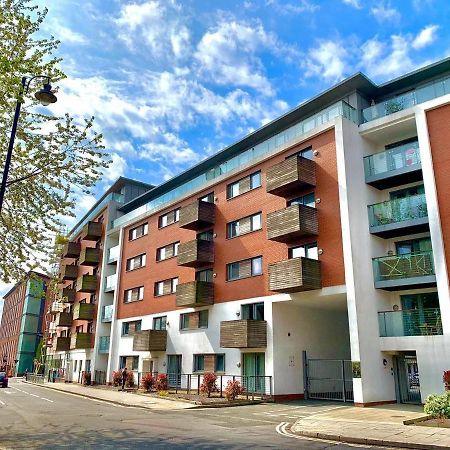 Insta-Style Penthouse With Balcony Or 2B Apartment With Balcony Birmingham City Centre Kültér fotó