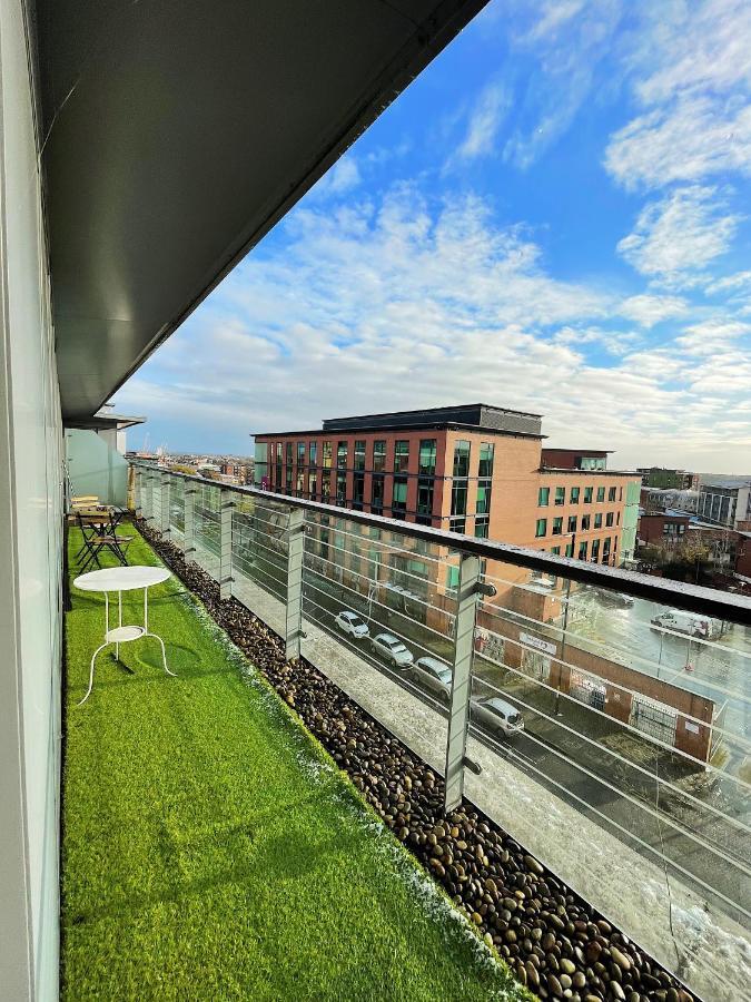Insta-Style Penthouse With Balcony Or 2B Apartment With Balcony Birmingham City Centre Kültér fotó