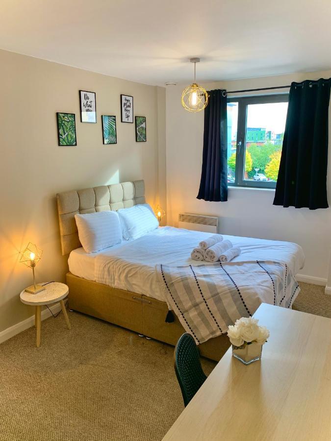 Insta-Style Penthouse With Balcony Or 2B Apartment With Balcony Birmingham City Centre Kültér fotó